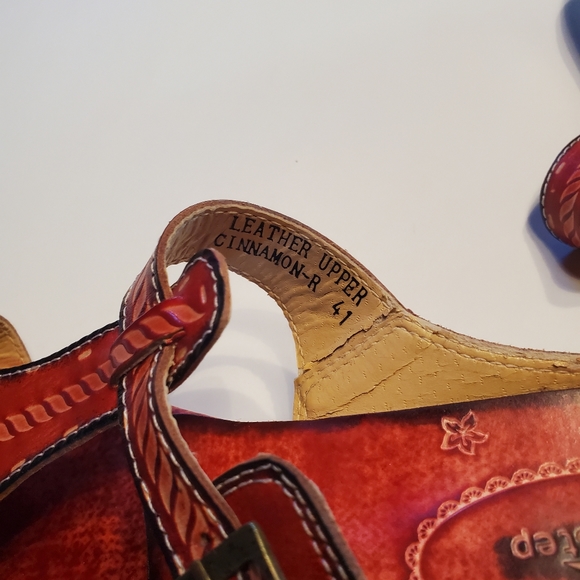 Spring Step Sandals - Picture 5 of 5